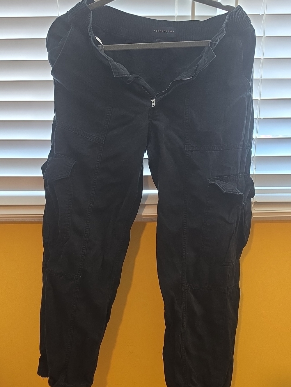 Aeropostale Womens Black Cargo Jogger Pants